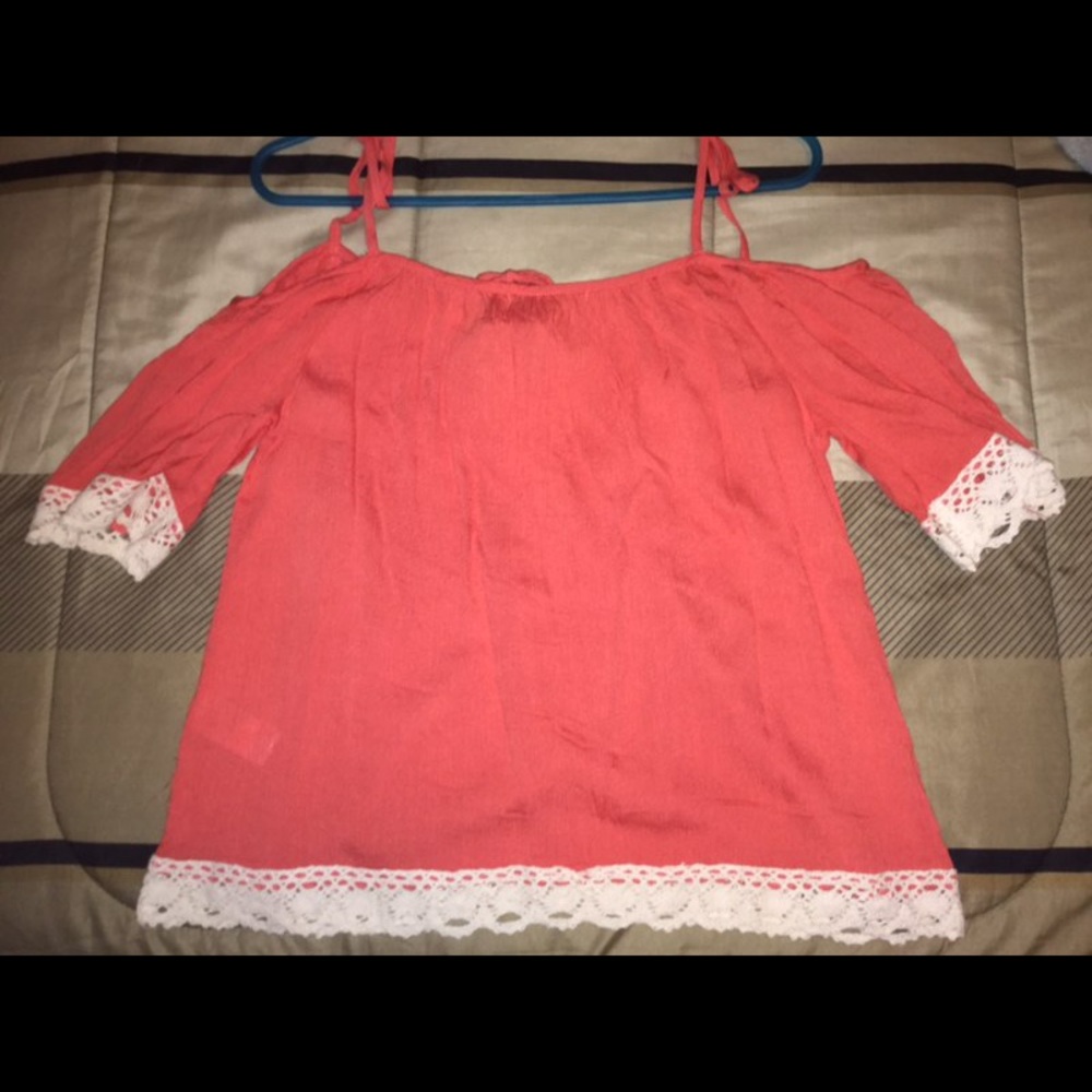 Shirts - Picture 5 of 7